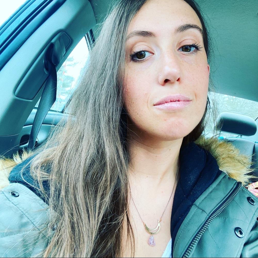 Meet your Posher, Liane